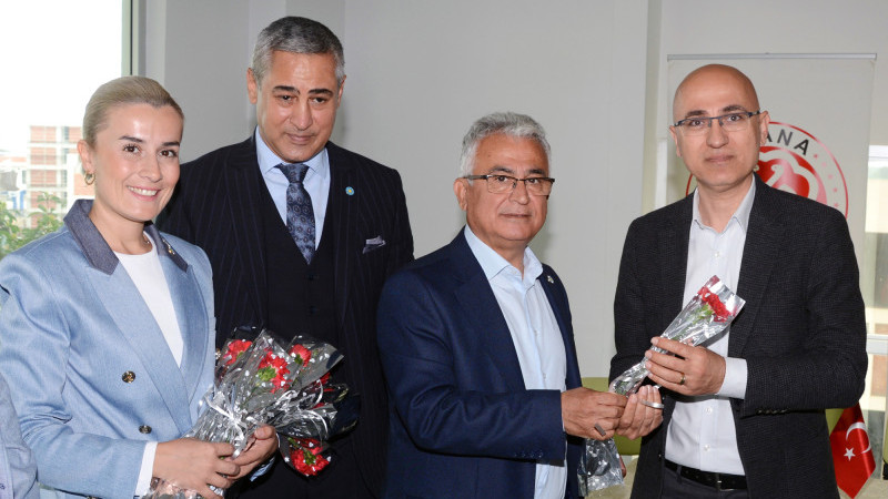 DR. BÜYÜKÖZTÜRK, “DEPREMZEDELERE YARDIMDA DEVLET SINIFTA KALMIŞTIR”