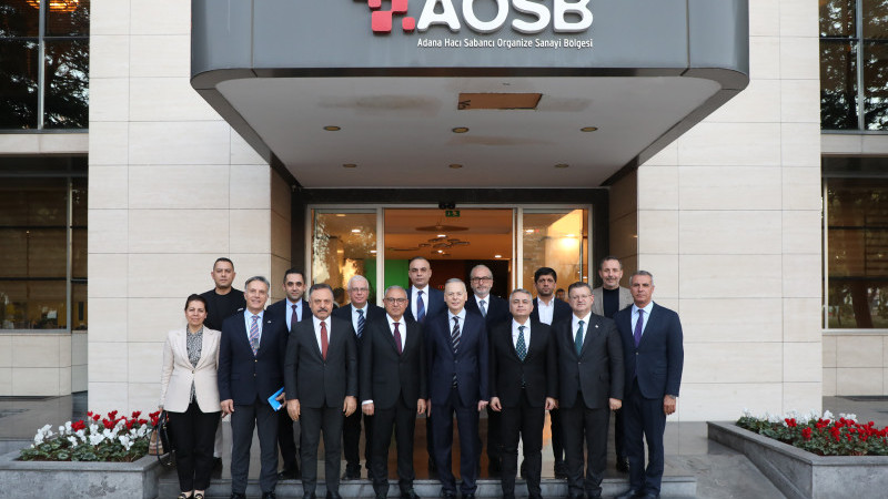   TİCARET BAKAN YARDIMCISI AĞAR VE EKİBİ AOSB’DE