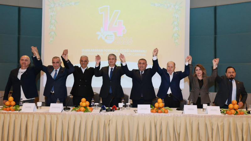 BAHARIN TÜM RENKLERİ NİSAN'DA ADANA'DA